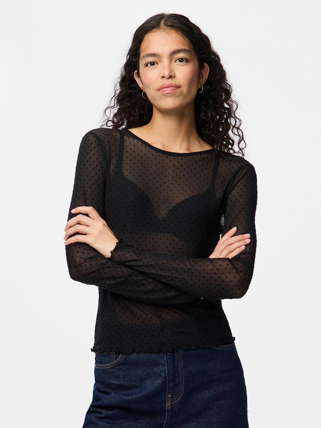 model_shot-front